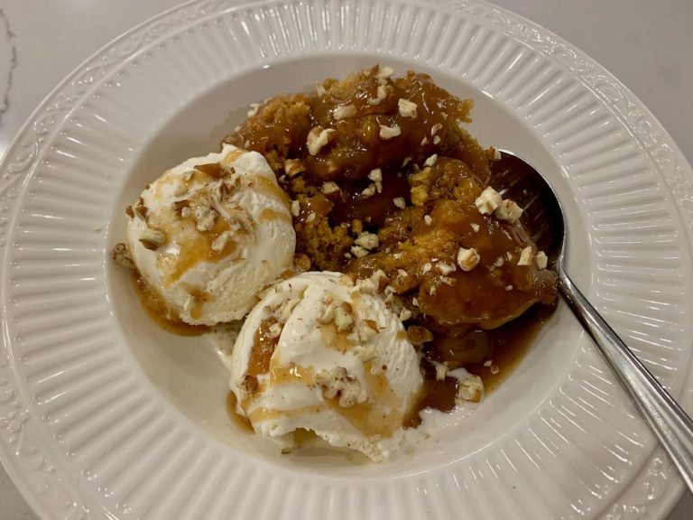 Pumpkin Pecan Cobbler