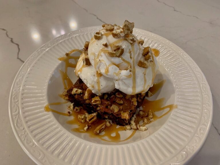 Pecan Sundae