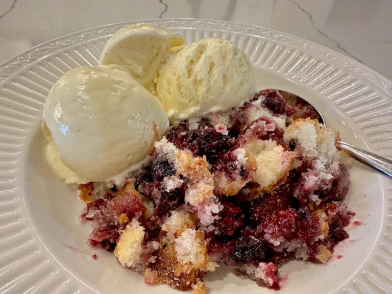 Blackberry Cobbler